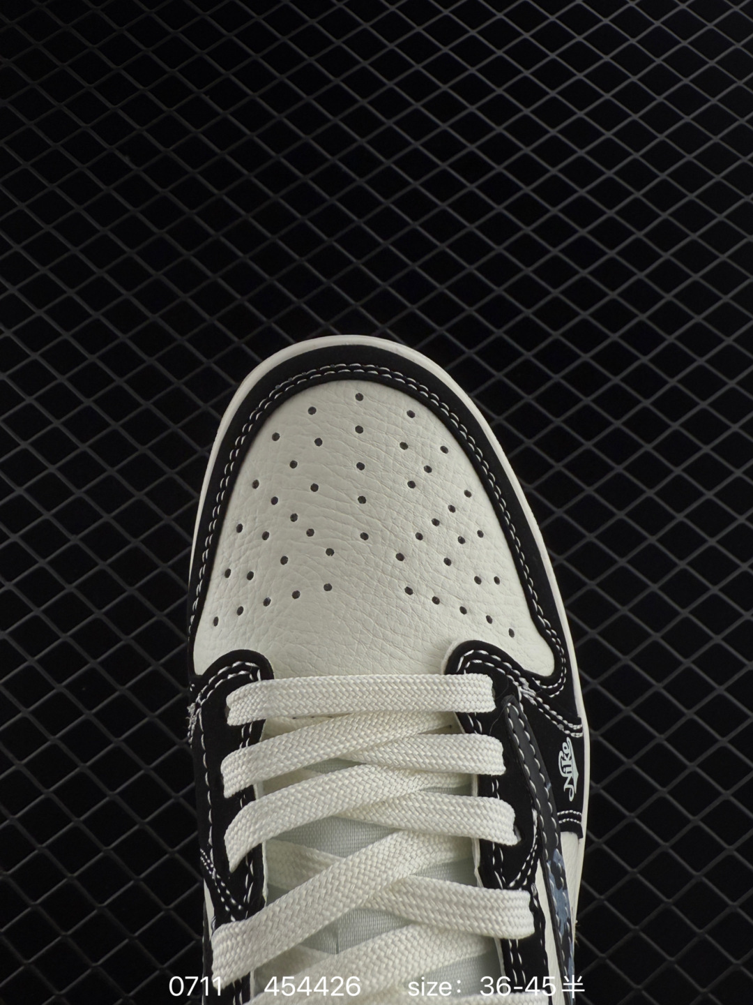 Nike Air Jordan 1 x Travis Scott